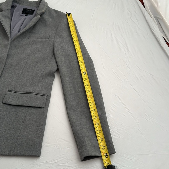 J Crew Regent gray sharp sleek four-season stretch blazer - Picture 11 of 12